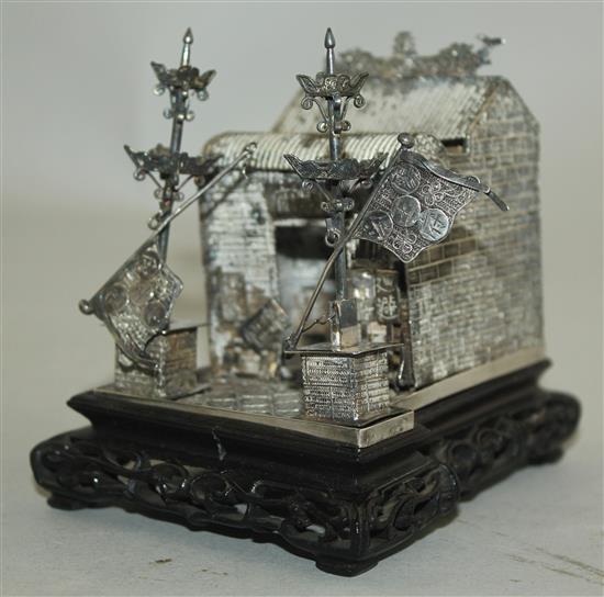 A Chinese silver filigree work model of a pavilion, late 19th century, height 9.5cm